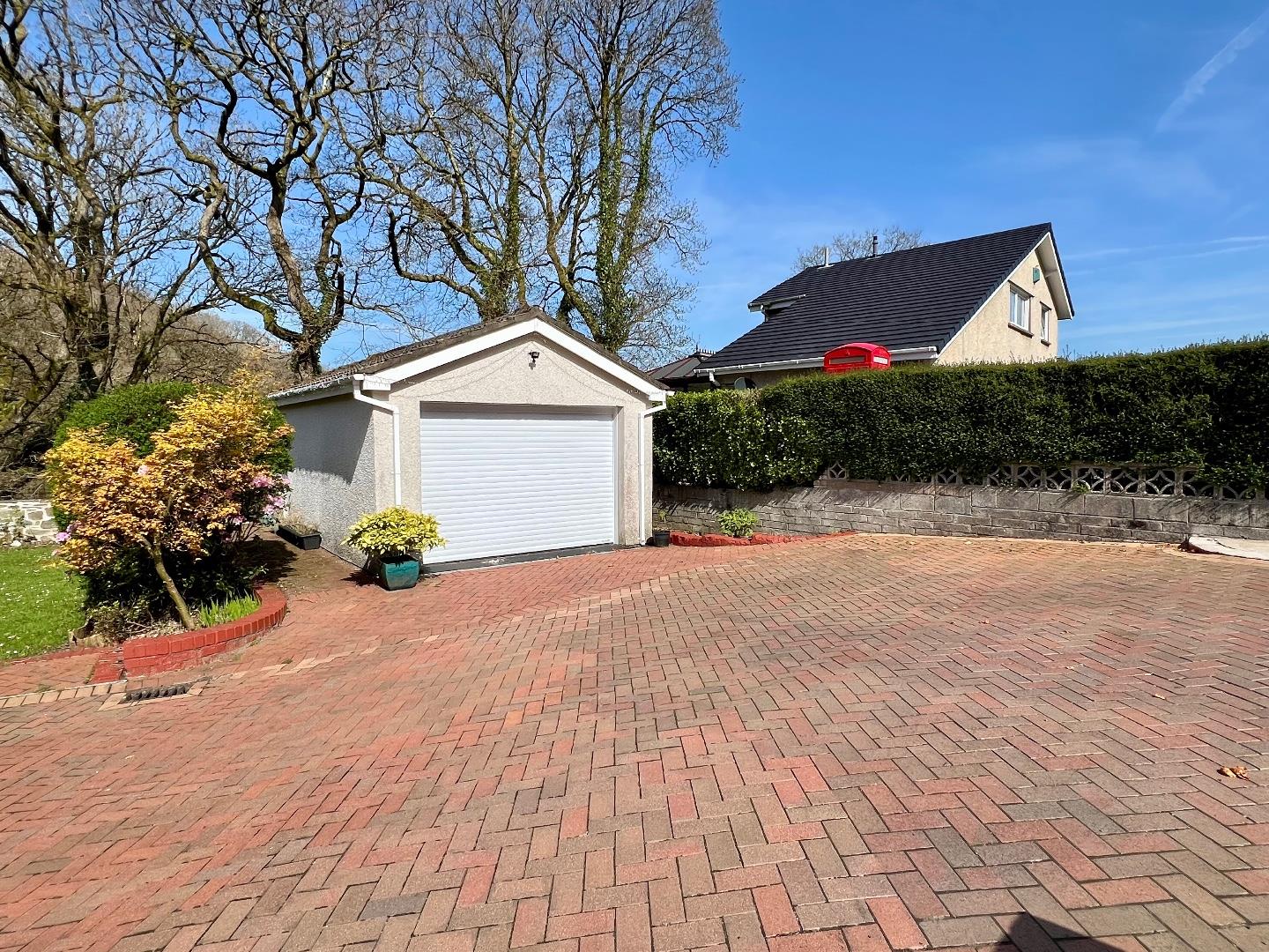 Danycoed, Blackmill, Bridgend County Borough, CF35 6ES